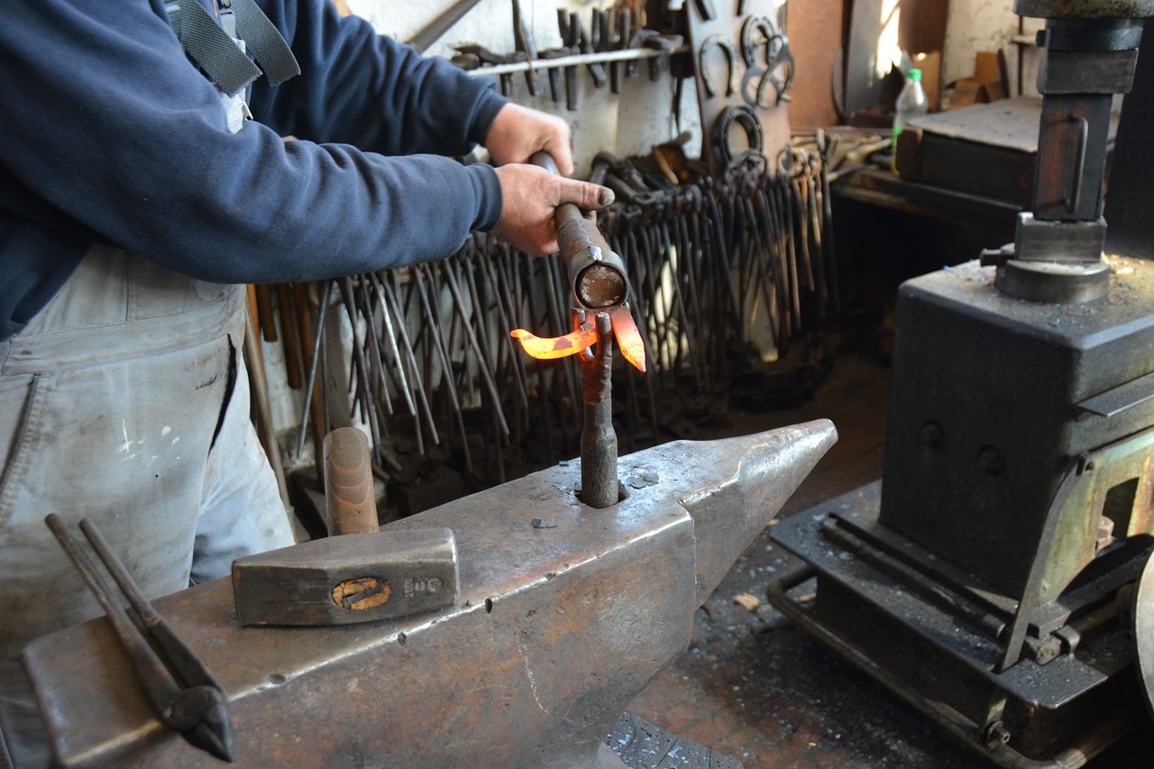 craft blacksmith iron free photo