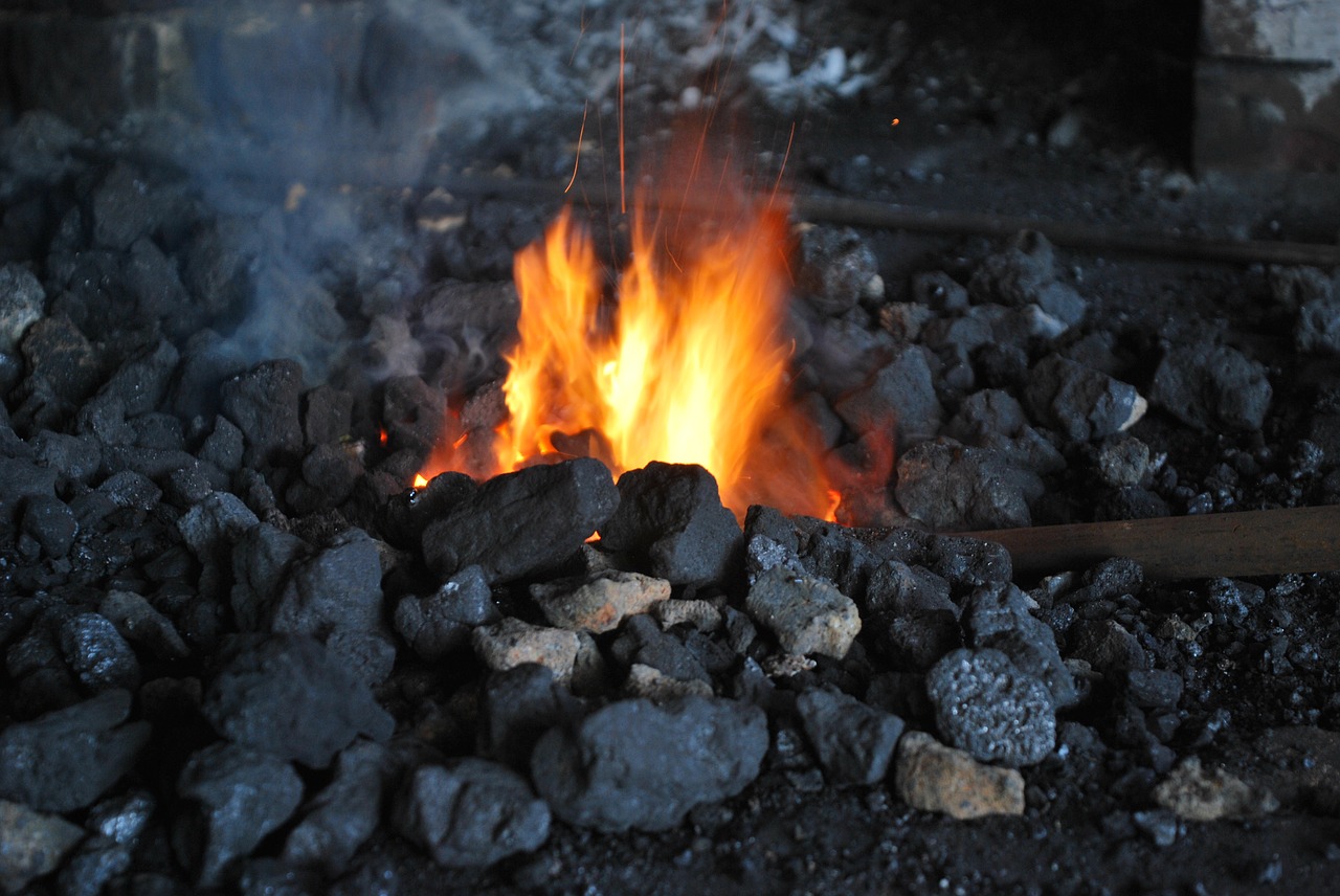 craft blacksmith fire free photo