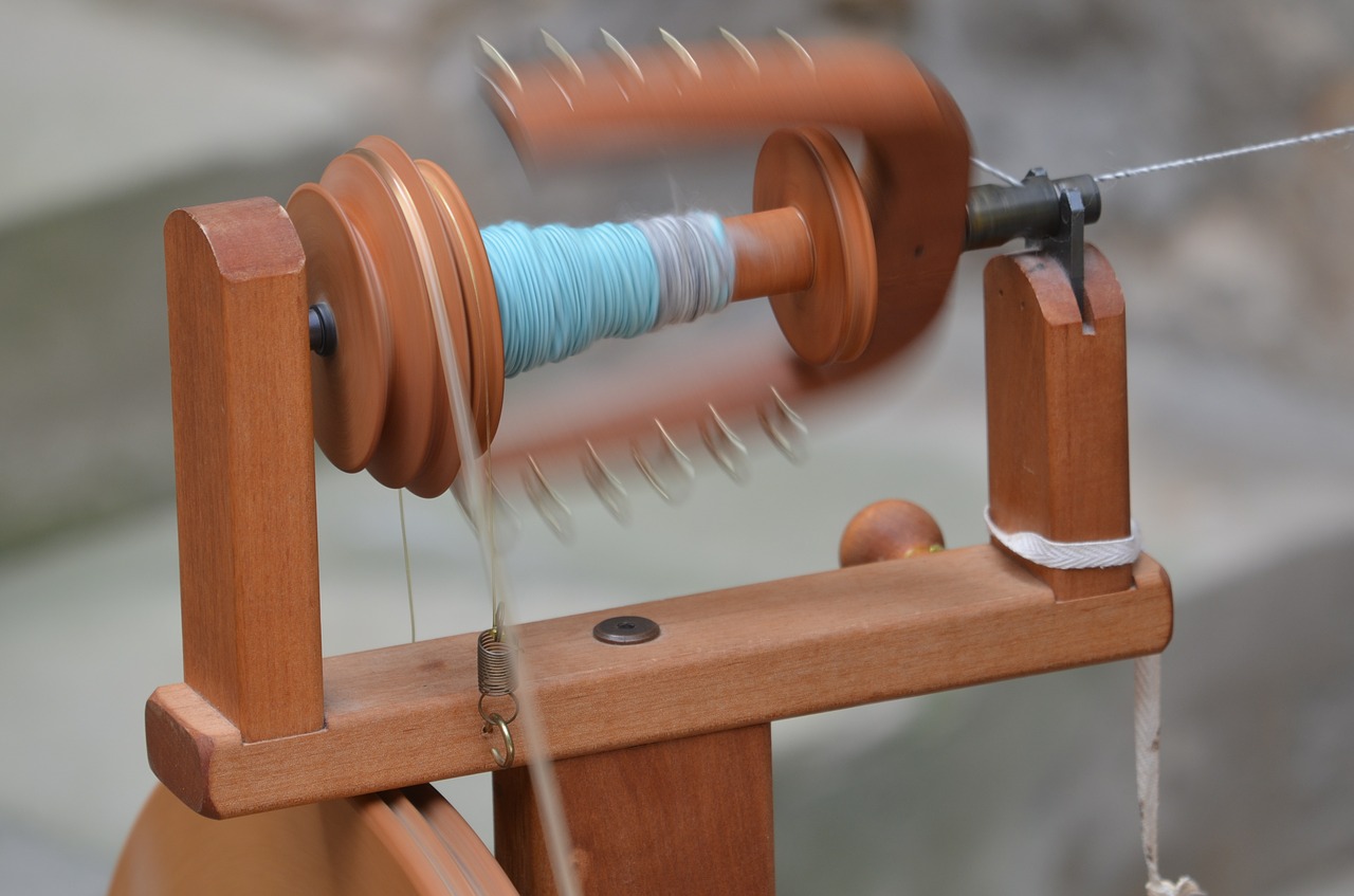 craft spin spinning wheel free photo