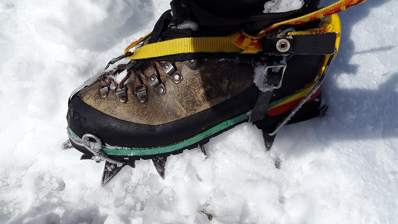crampon high-altitude mountain tour mountaineering shoes free photo