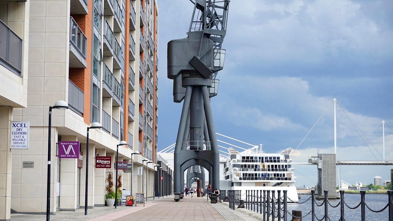 crane buildings architecture free photo