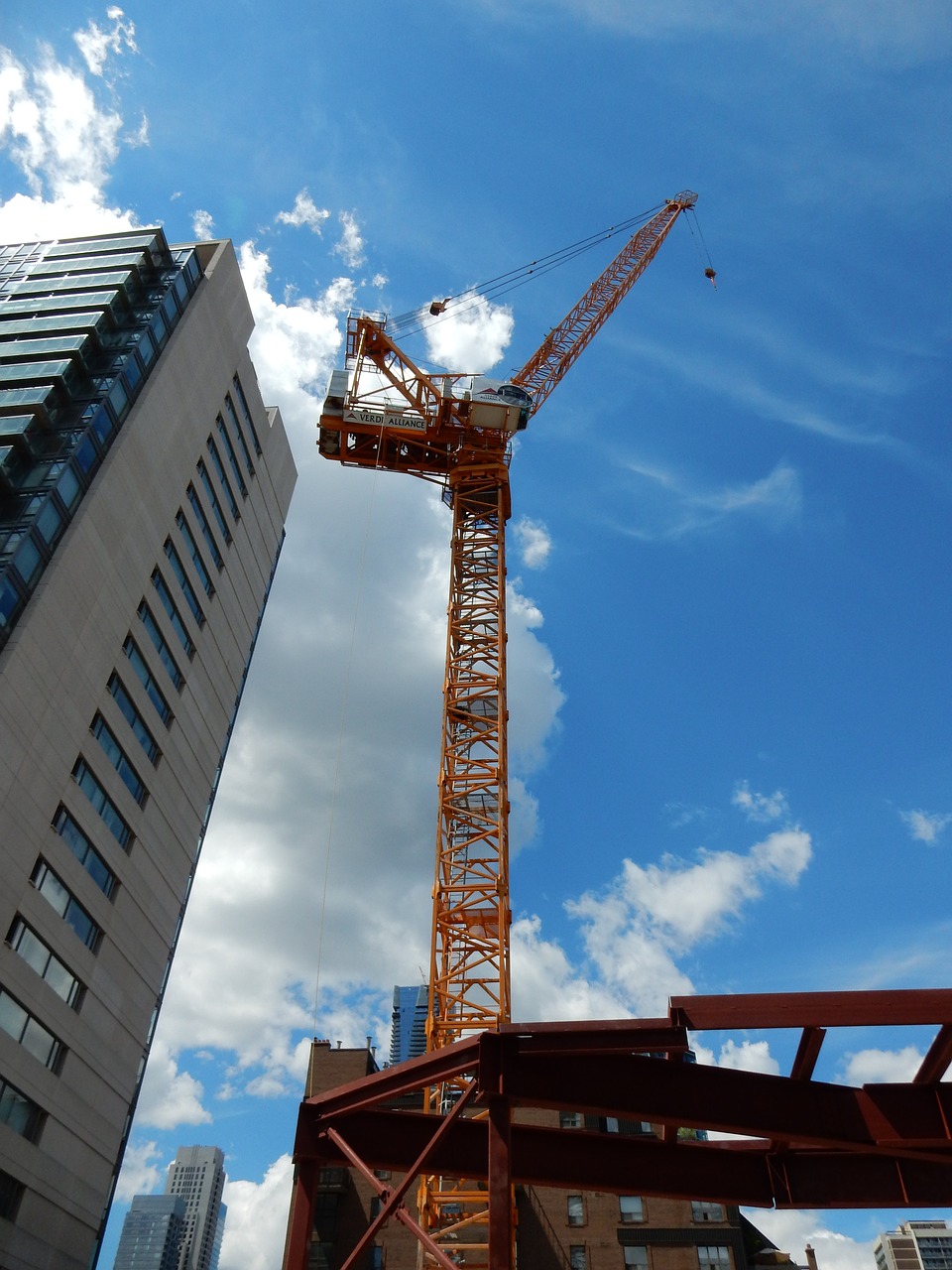 crane construction sky free photo