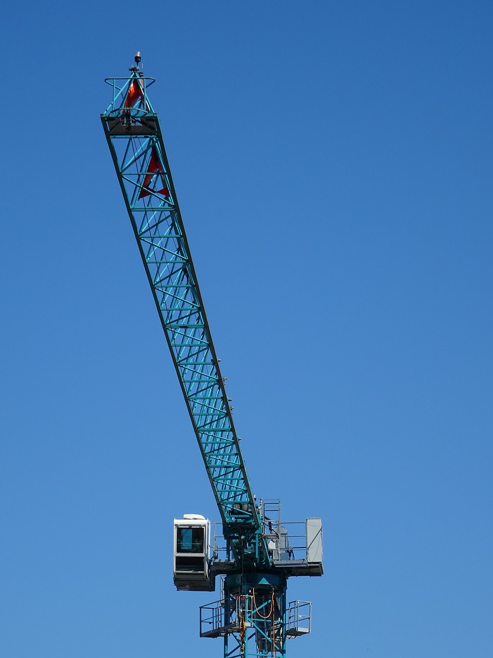 crane baukran blue sky free photo