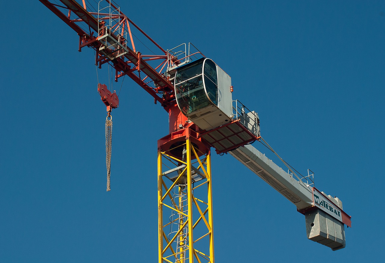 crane site building free photo