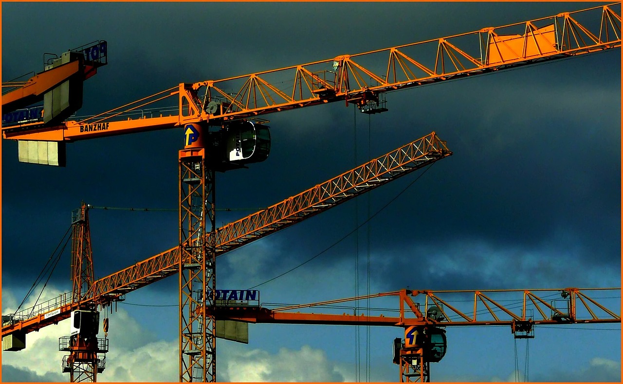 crane sky site free photo