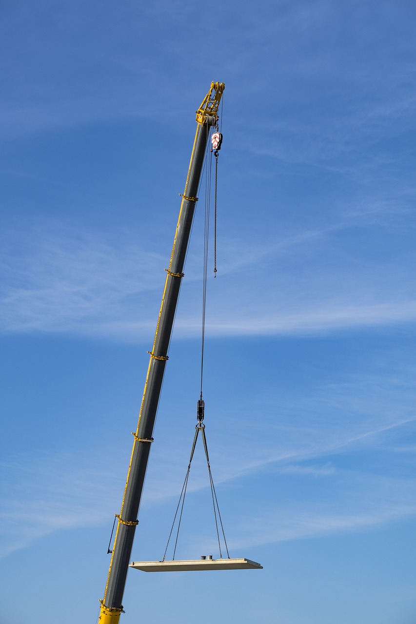 crane autokran raise free photo
