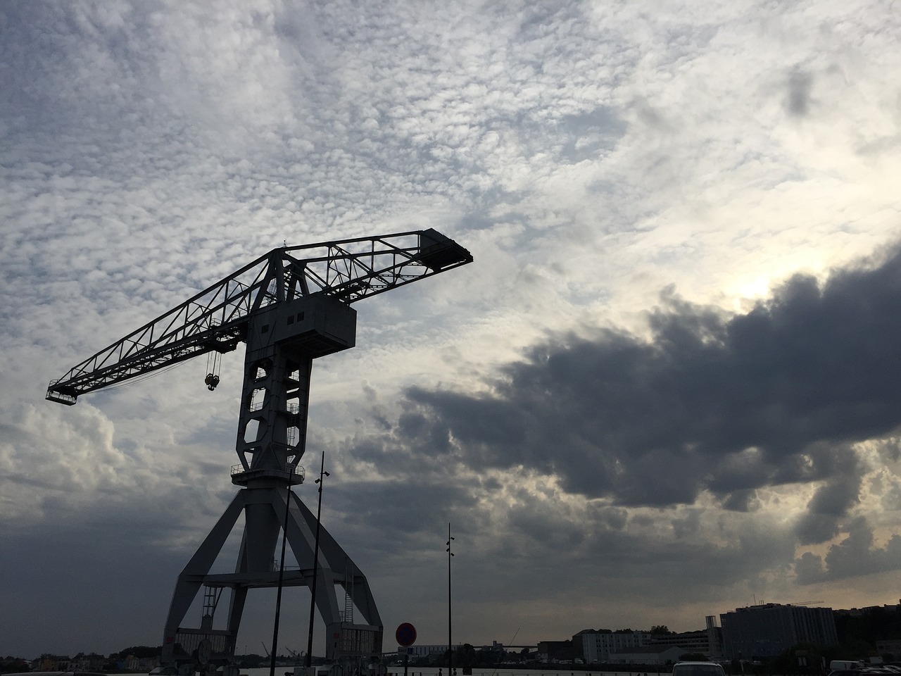 crane wharf nantes free photo