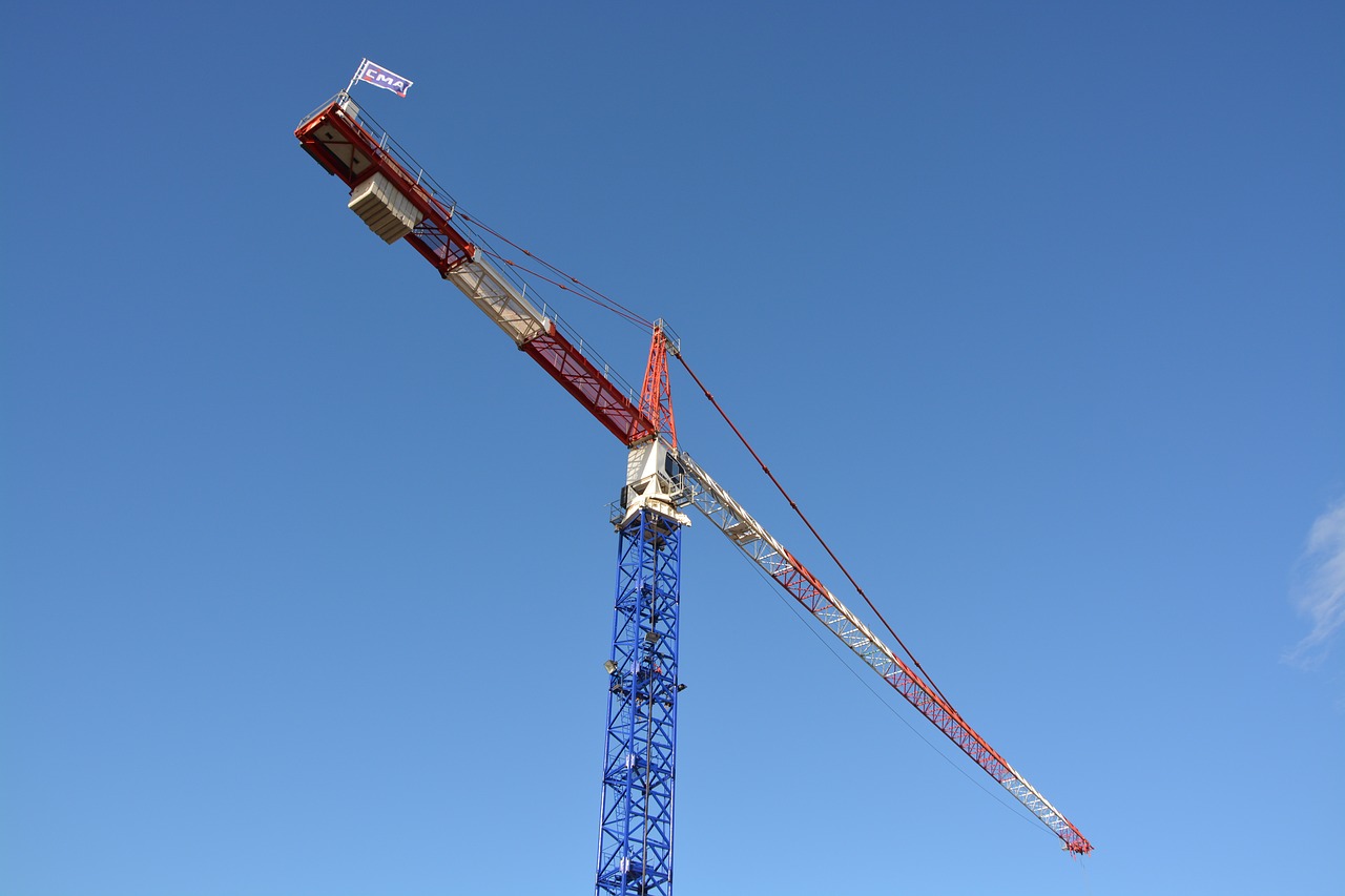 crane site work free photo