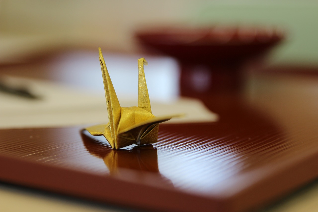 origami crane japan free photo