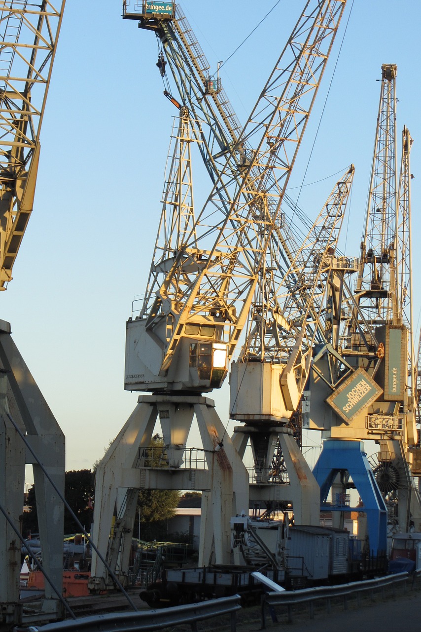 crane port hamburg free photo