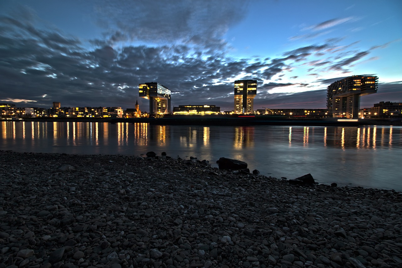 crane homes cologne rhine free photo