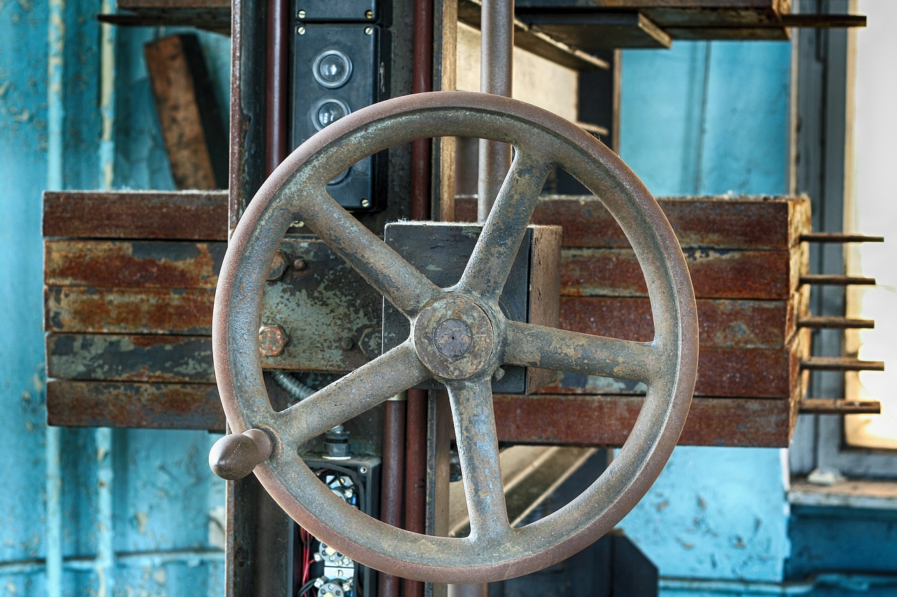 crank wheel crank rotary wheel free photo