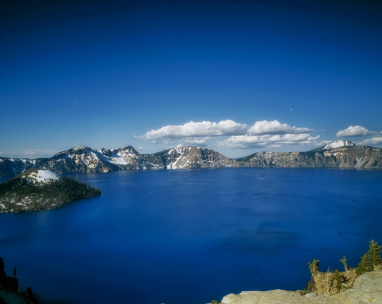 crater lake oregon mountains free photo