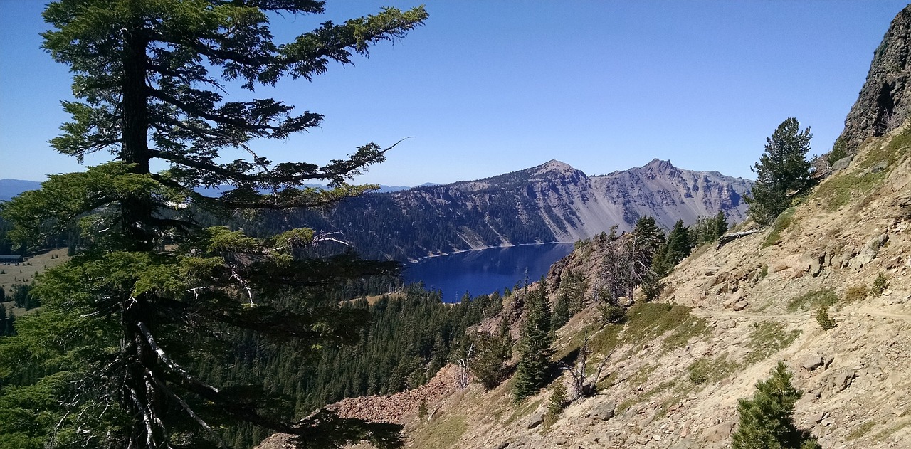 crater lake oregon national park free photo