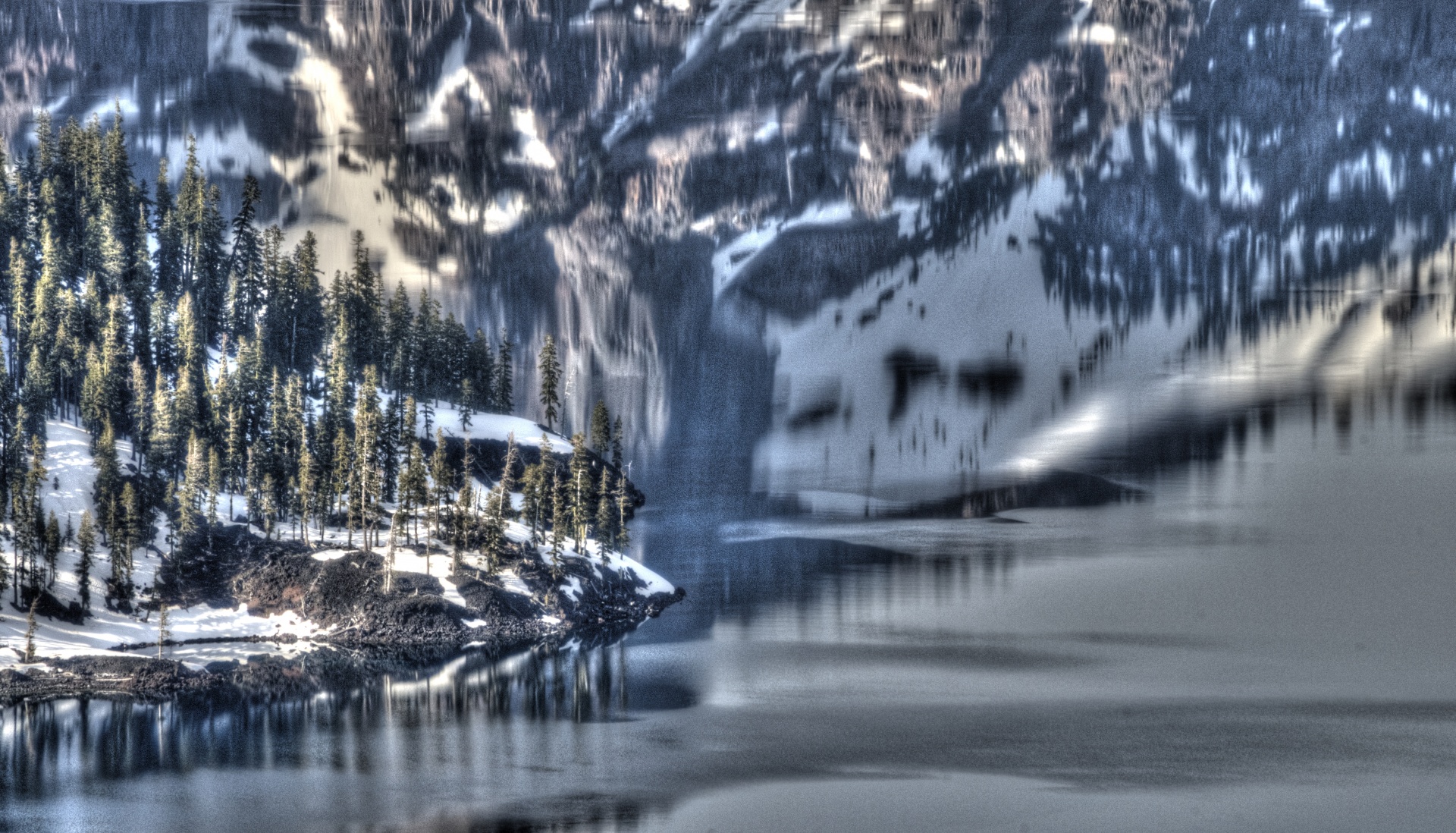 crater lake winter snow free photo