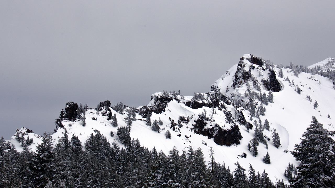 crater lake nation park oregon ridge free photo