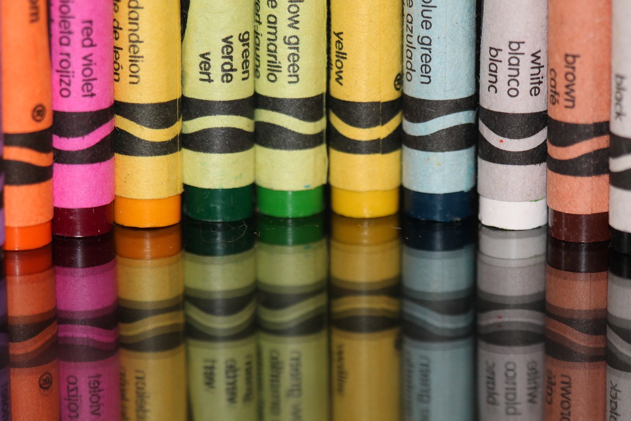 crayon color school free photo