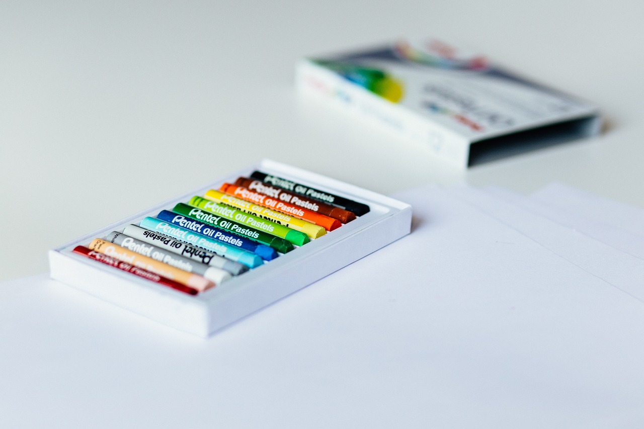 crayons color colorful free photo