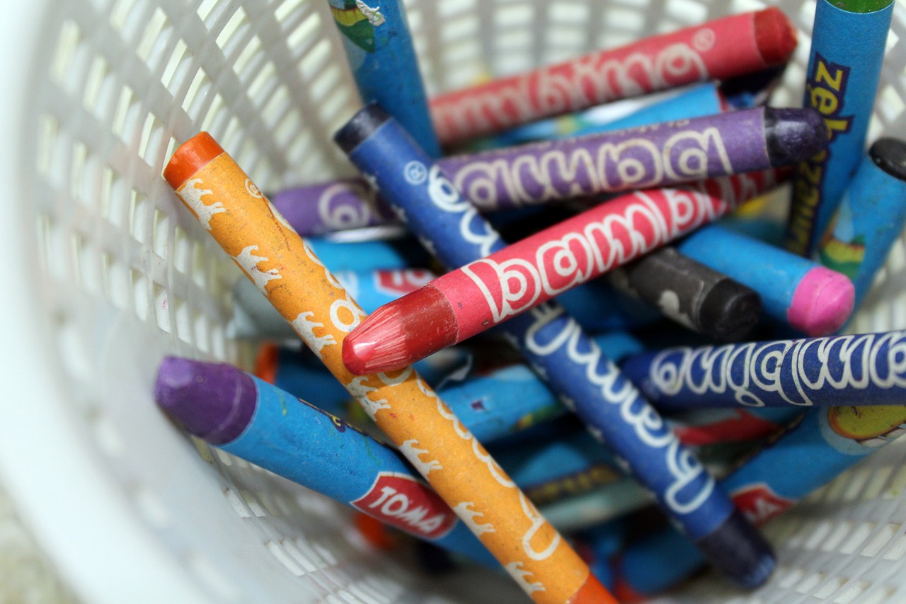 crayons drawing coloring free photo