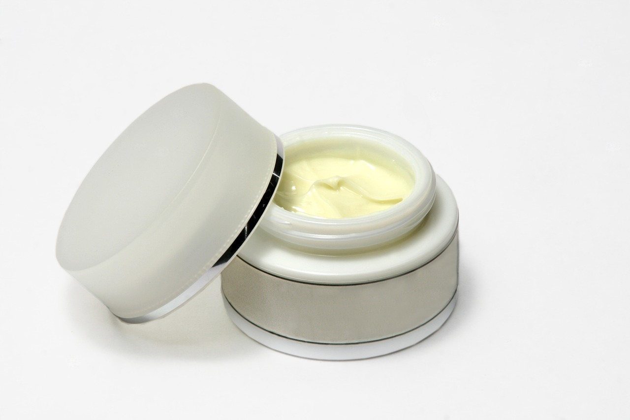 cream box cosmetics free photo