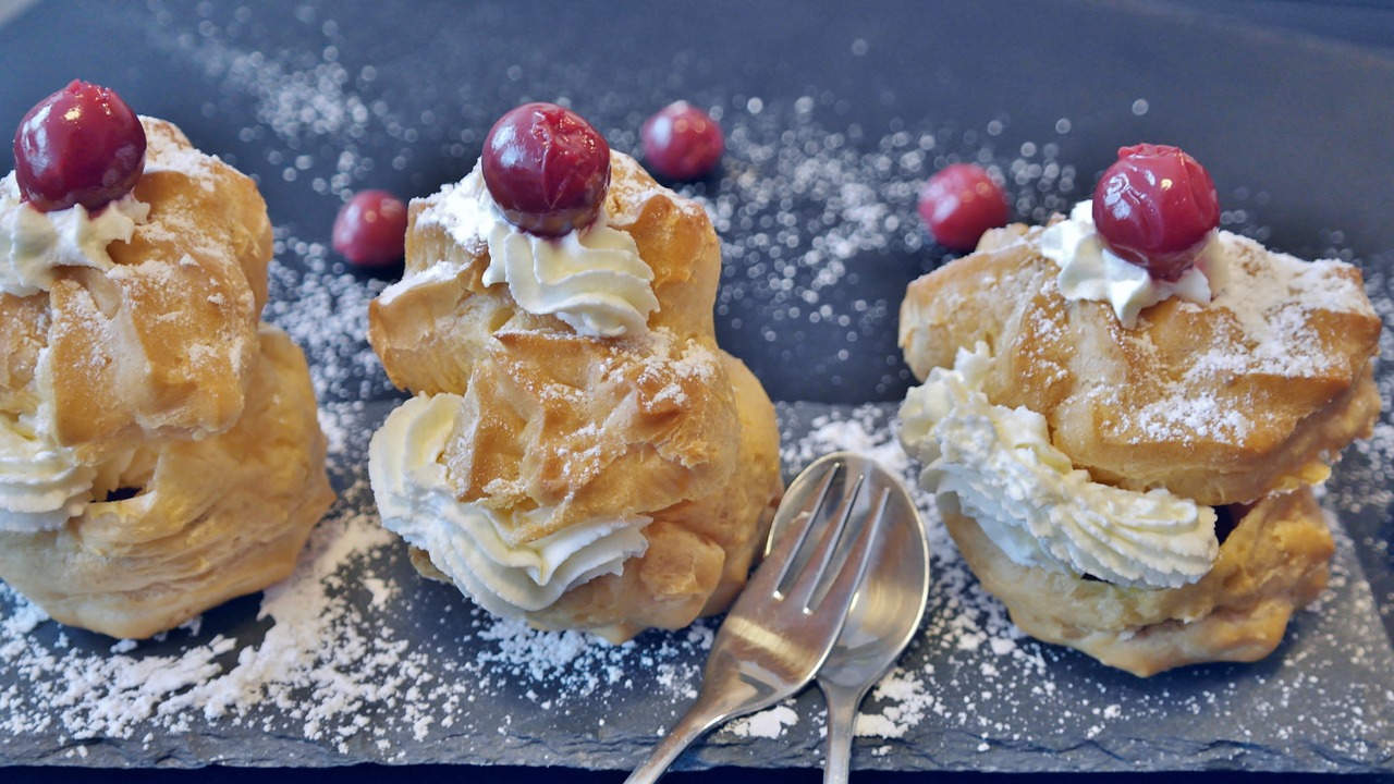 cream puff pastries bake free photo