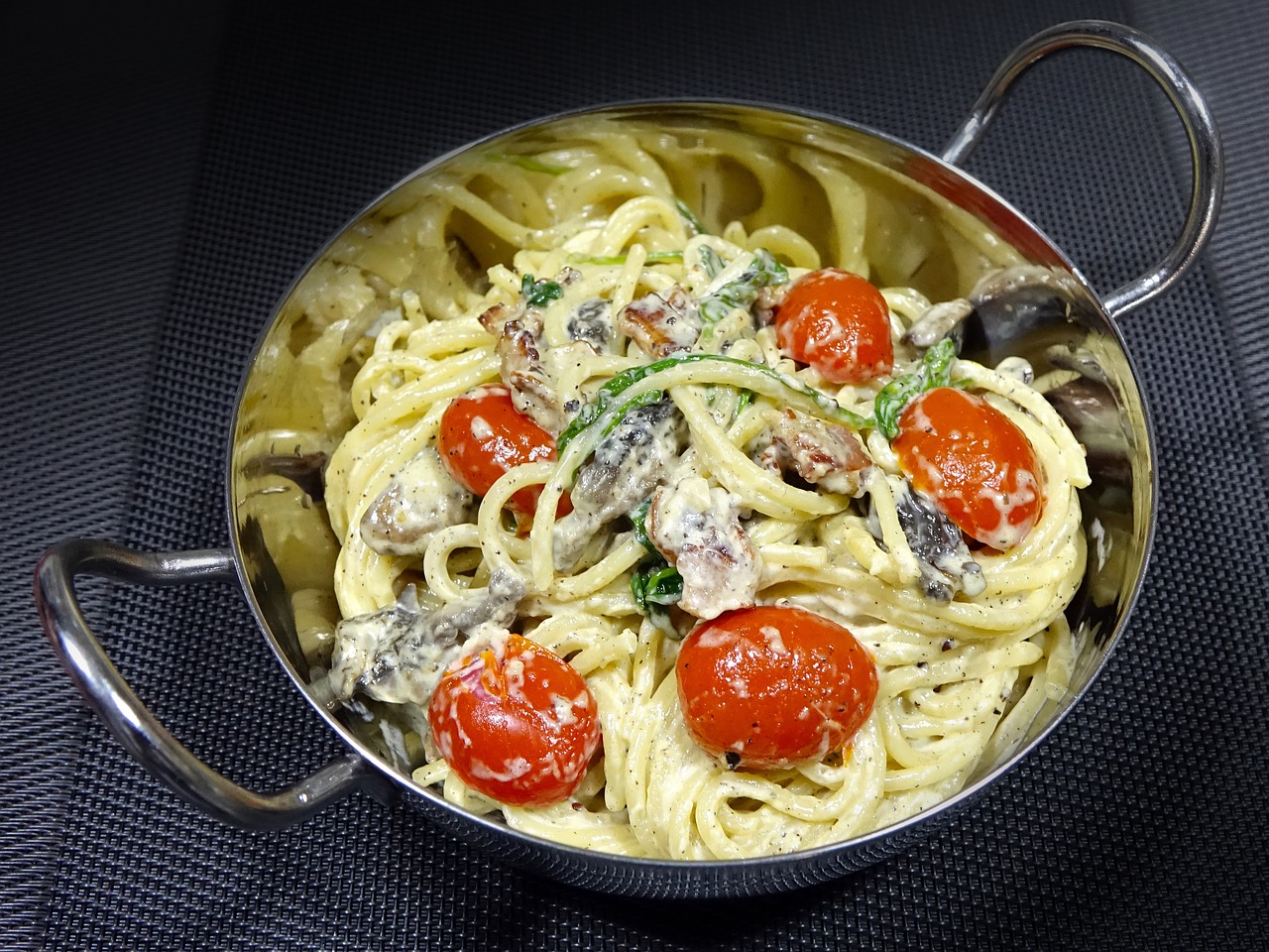 creamy pasta italian olive oil free photo
