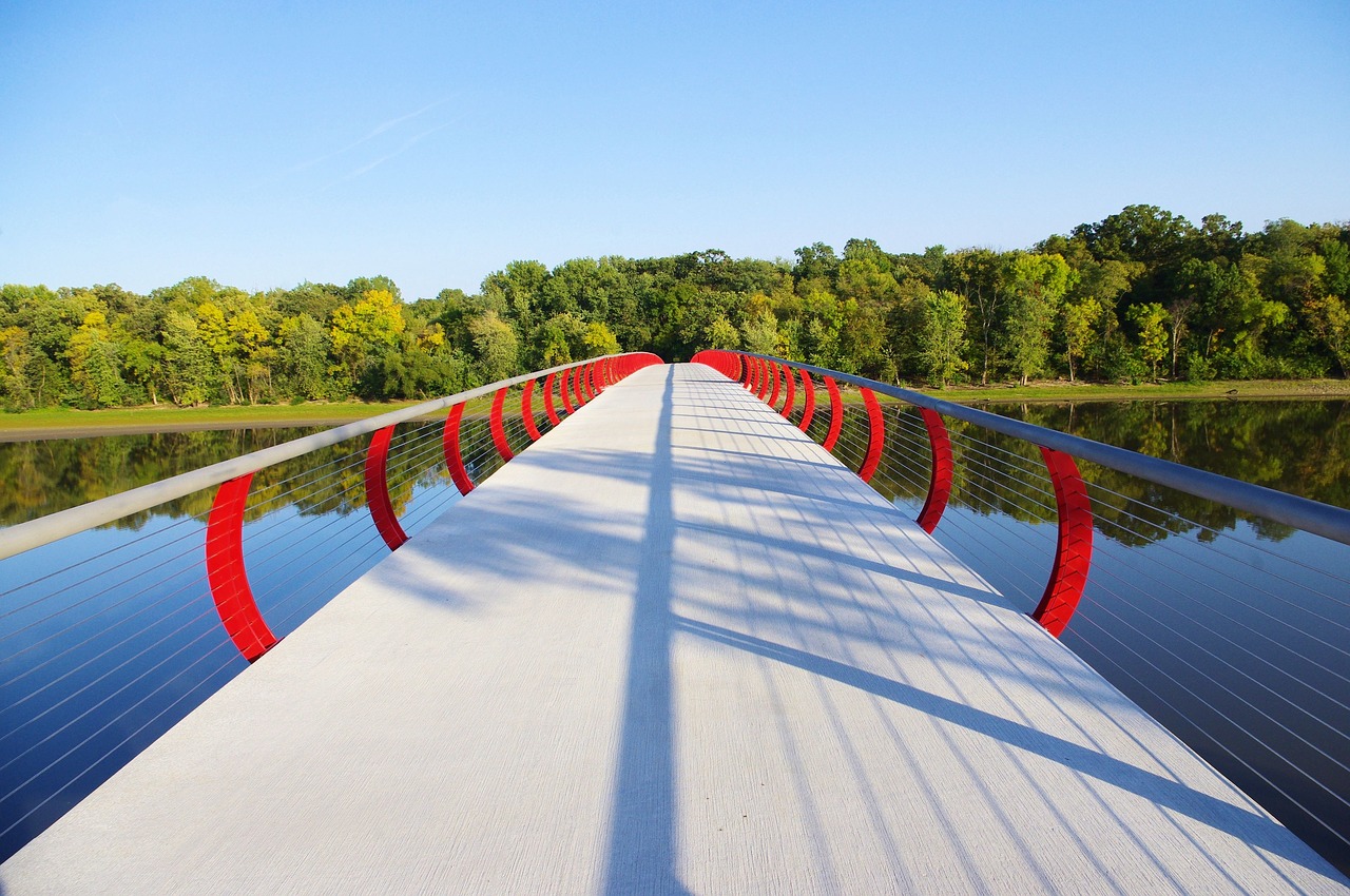 credit island bridge  davenport  iowa free photo