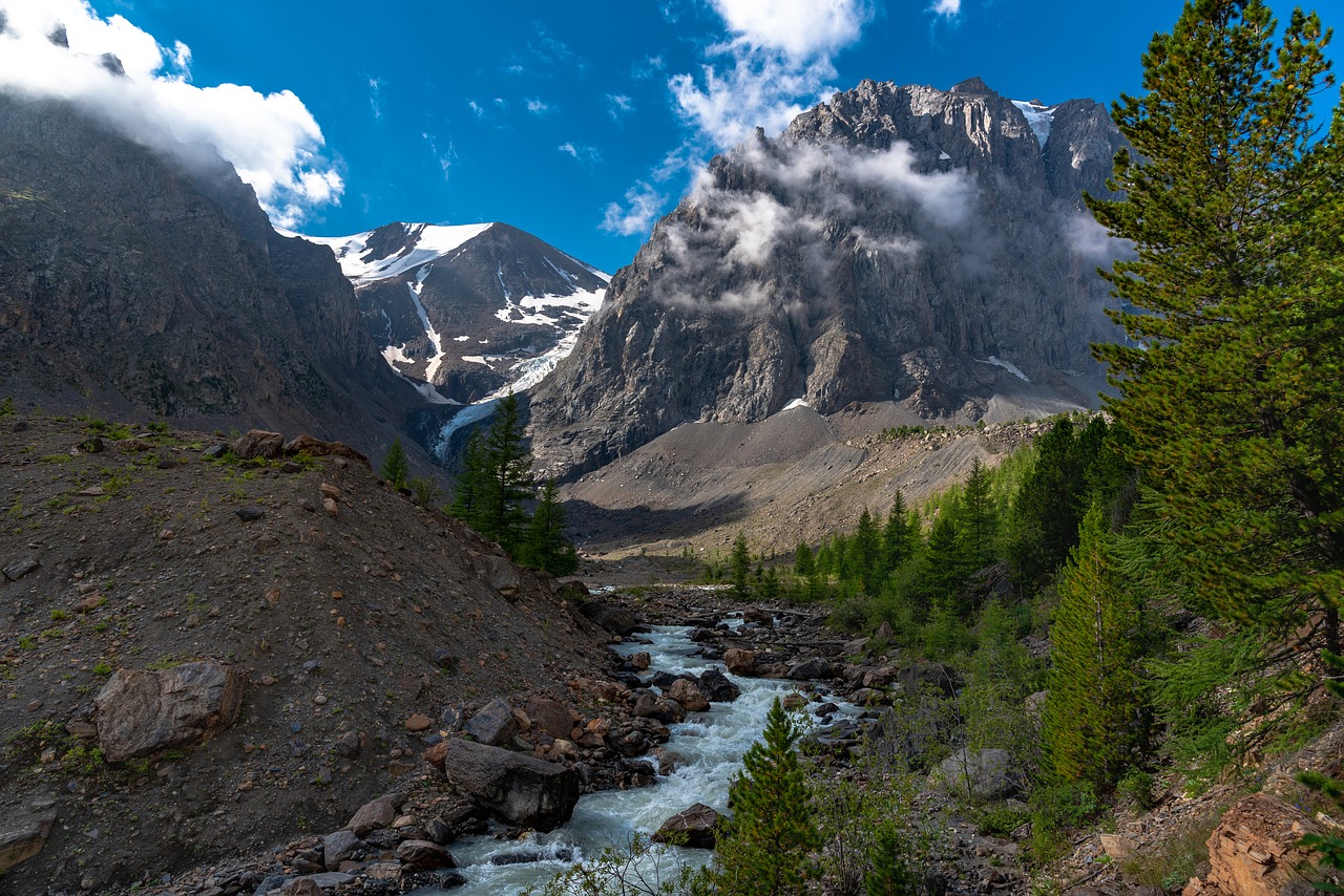 creek  sky  stream free photo