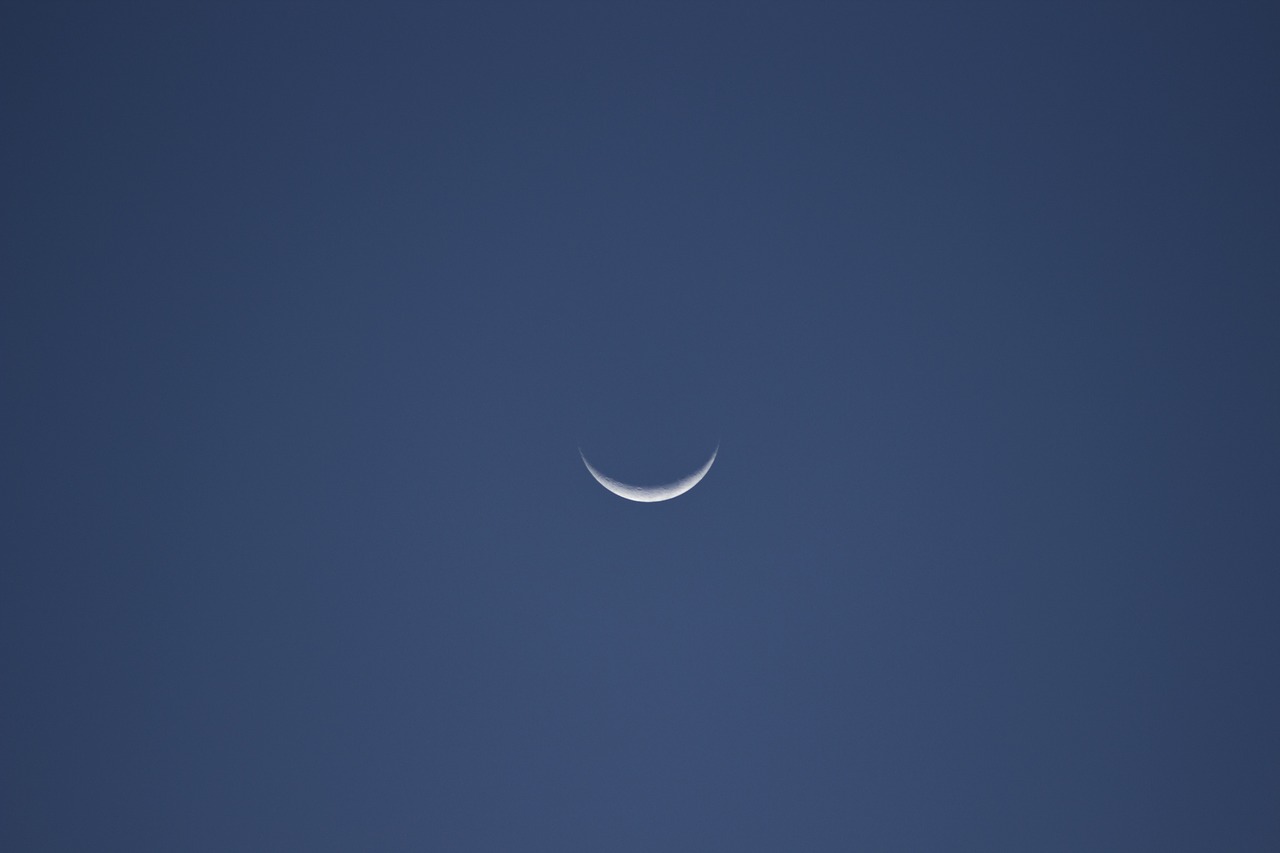 crescent sunset night sky free photo