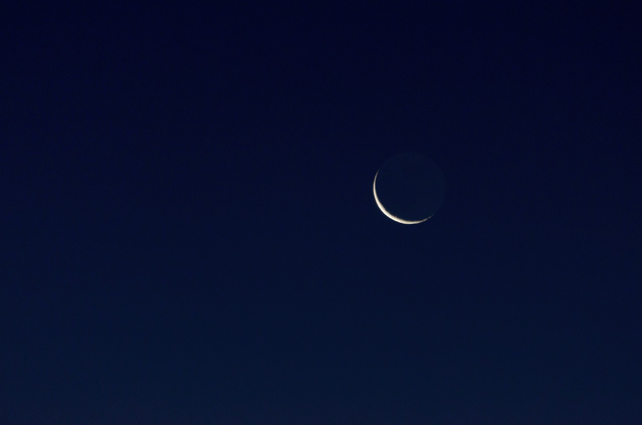 crescent moon moon moonlit night free photo