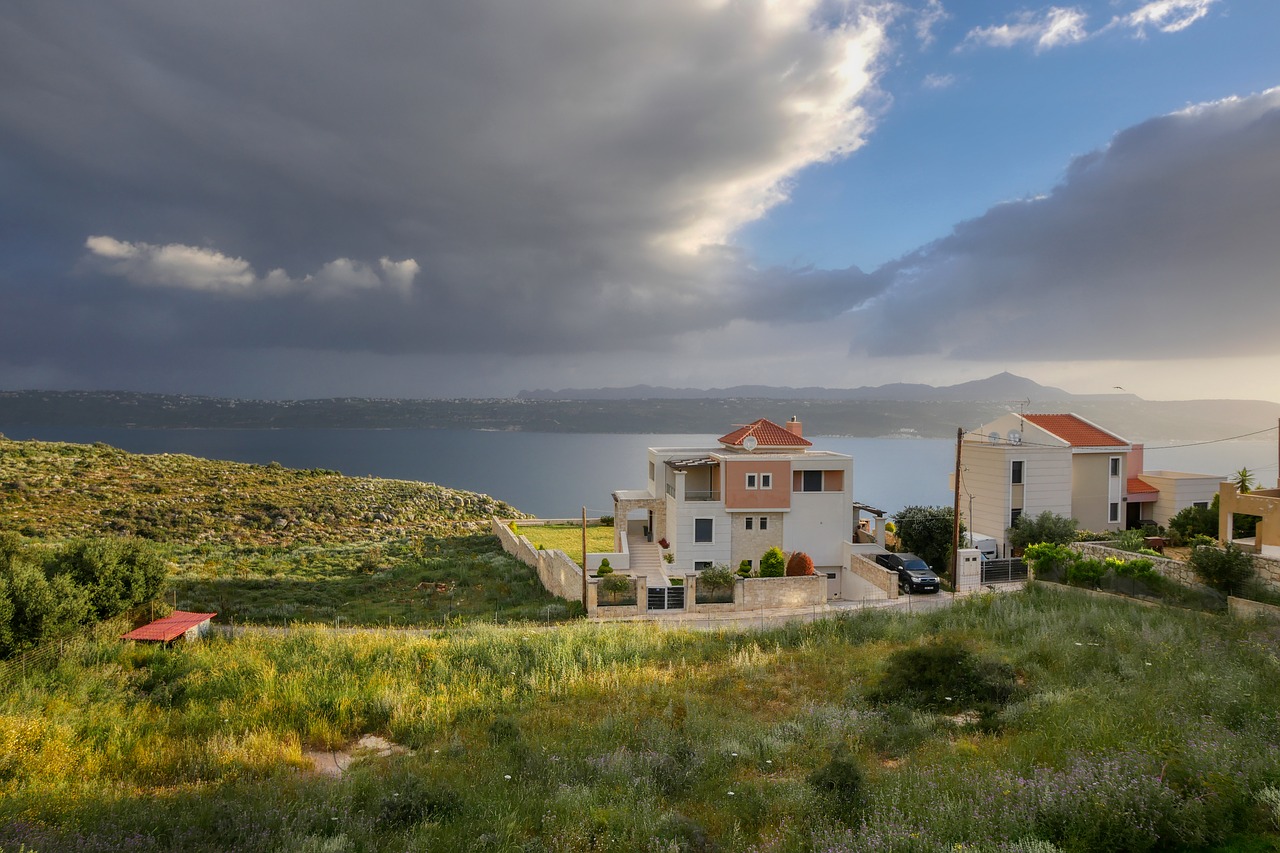 crete  greece  cloud free photo