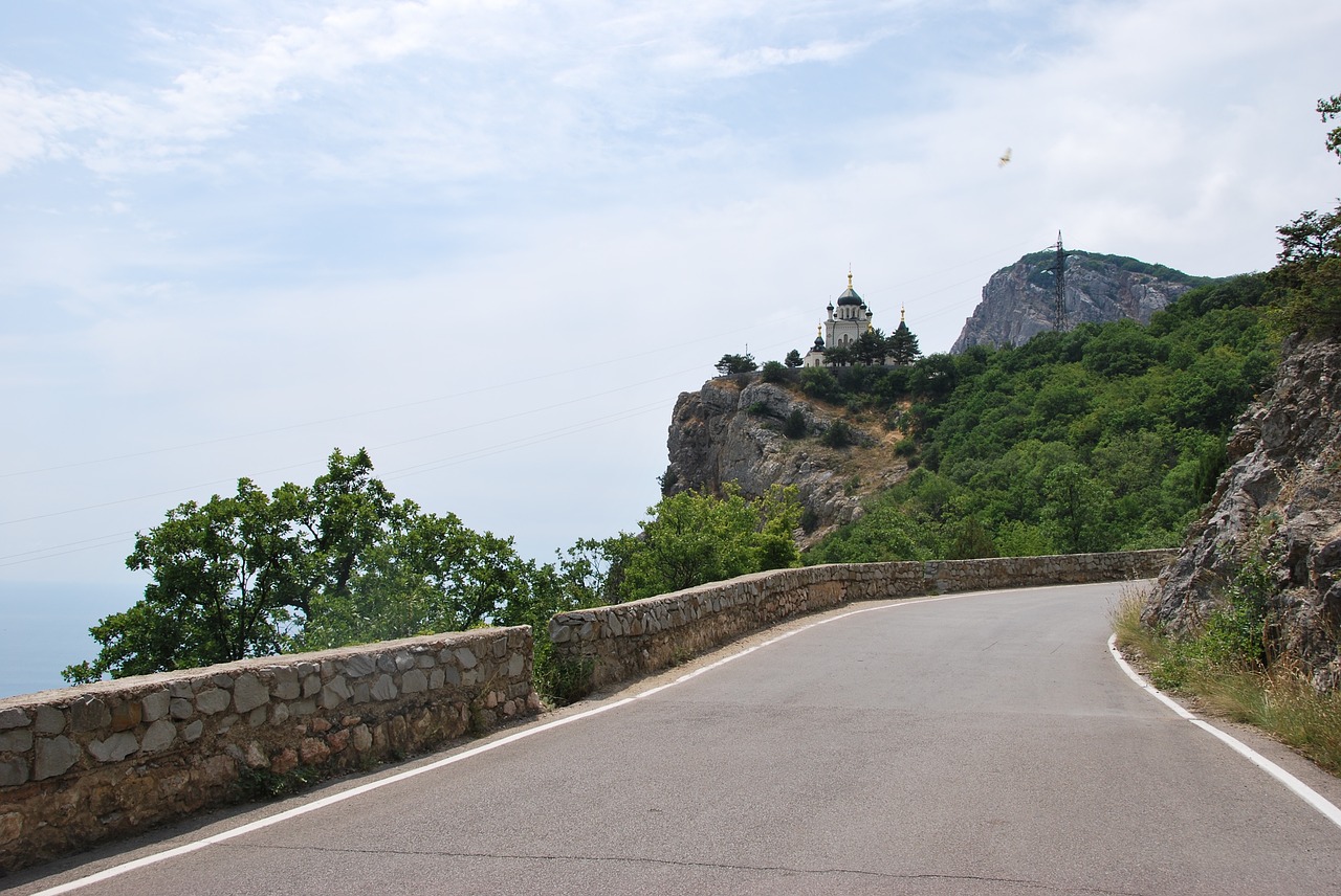 crimea mountains mountain road free photo