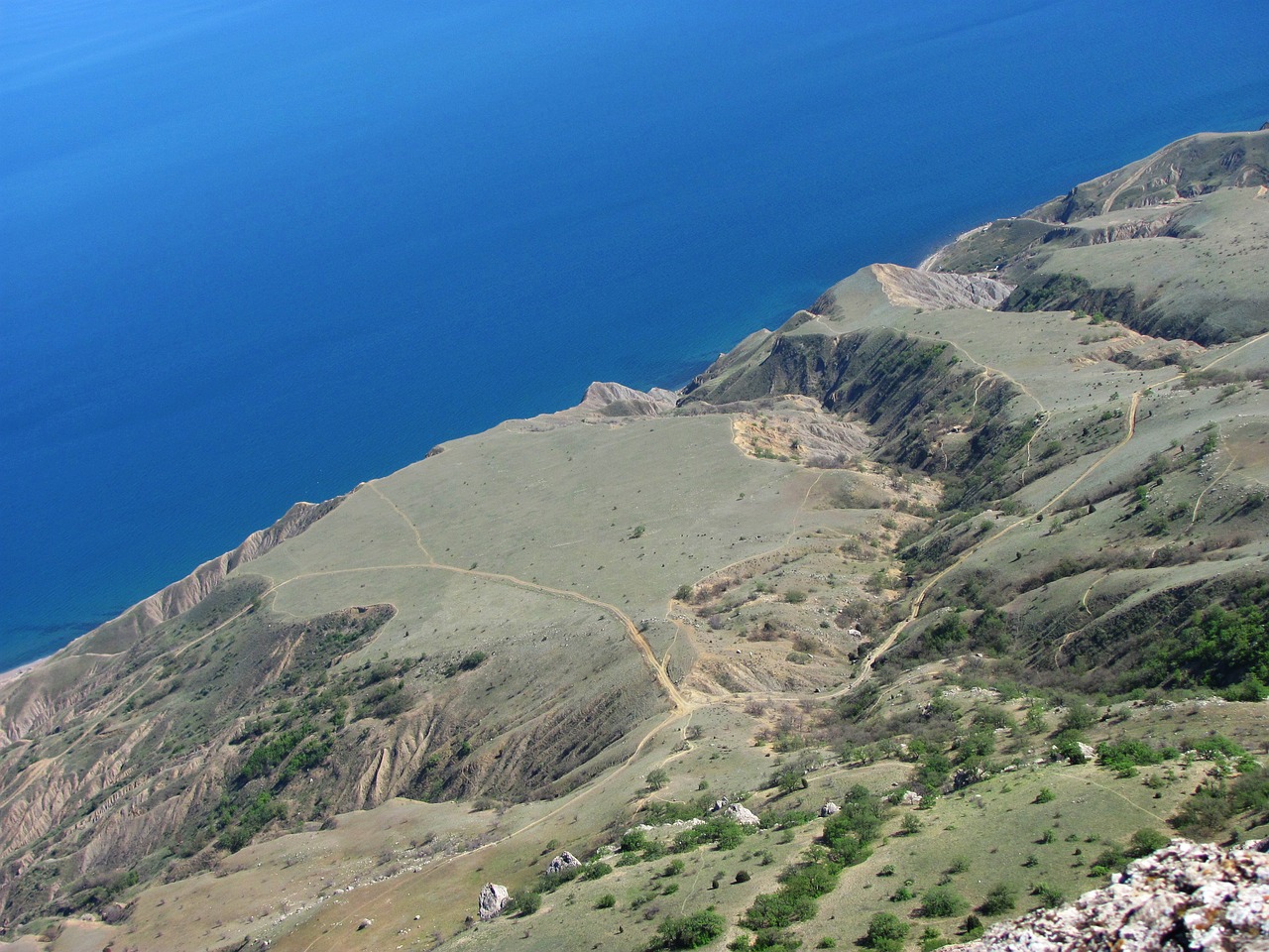 crimea mountains landscape free photo