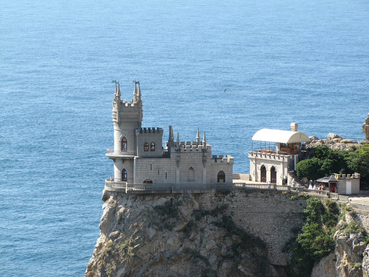 crimea swallow's nest black sea free photo