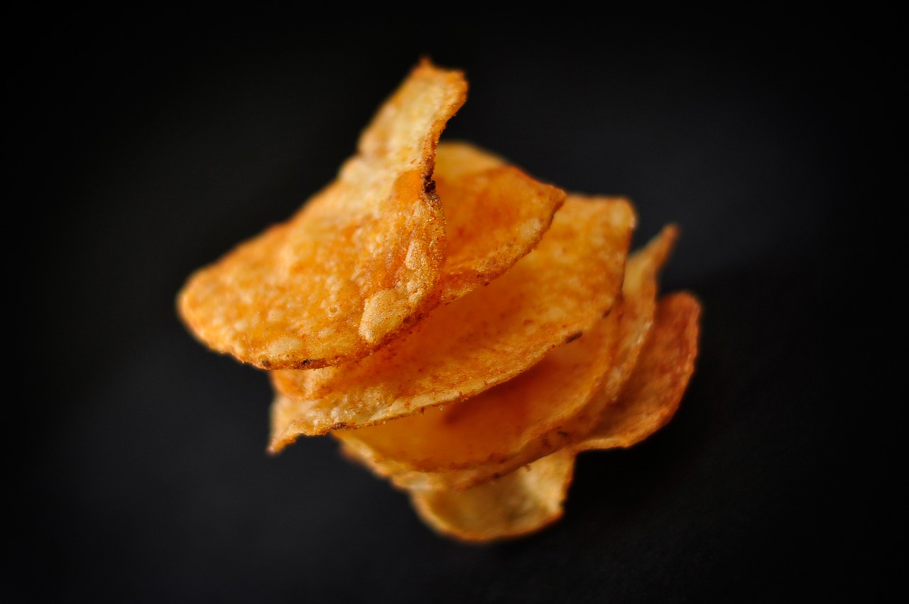 crisps  chips  snack free photo
