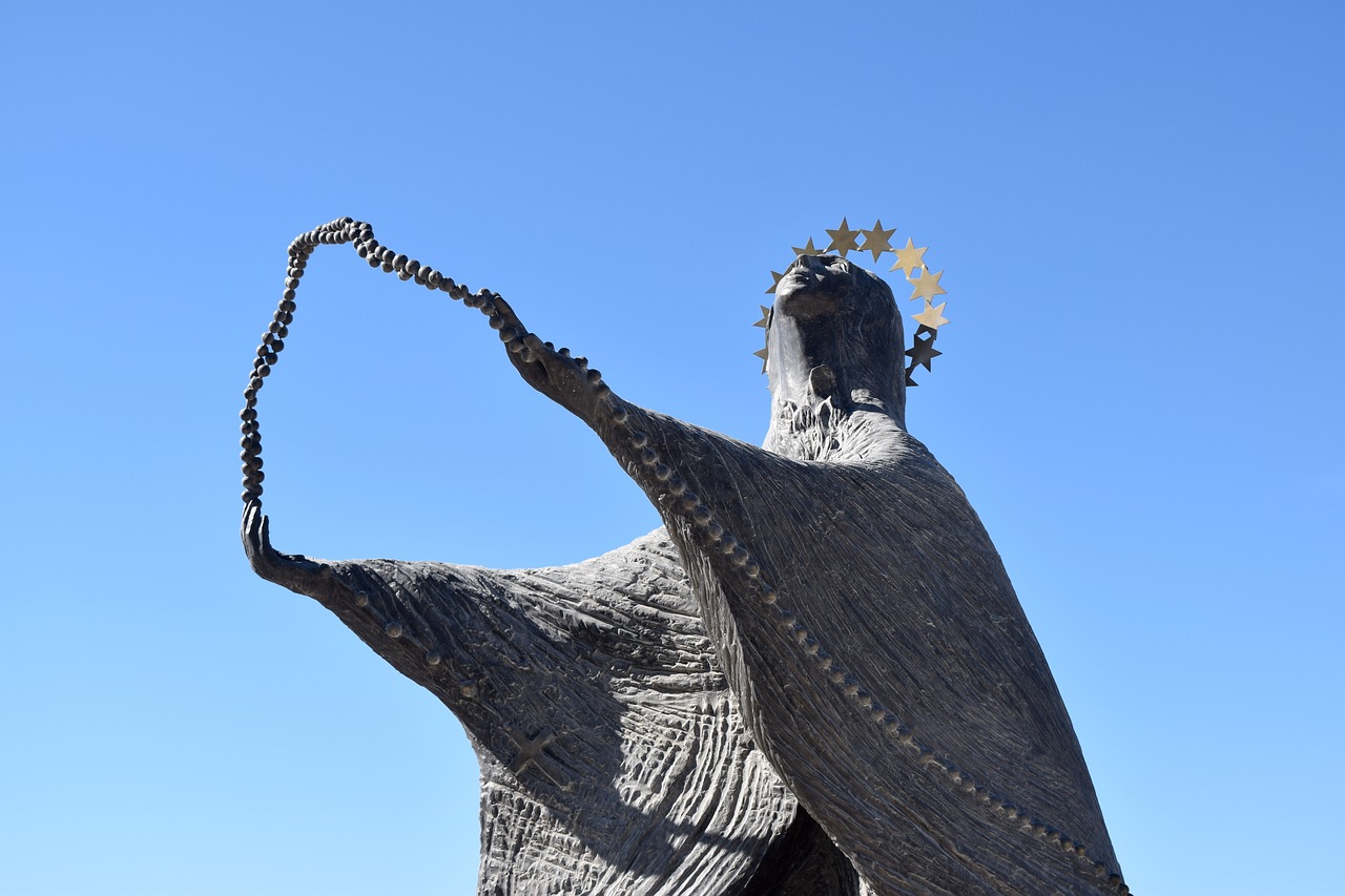 cristo rei statue portugal lisbon free photo