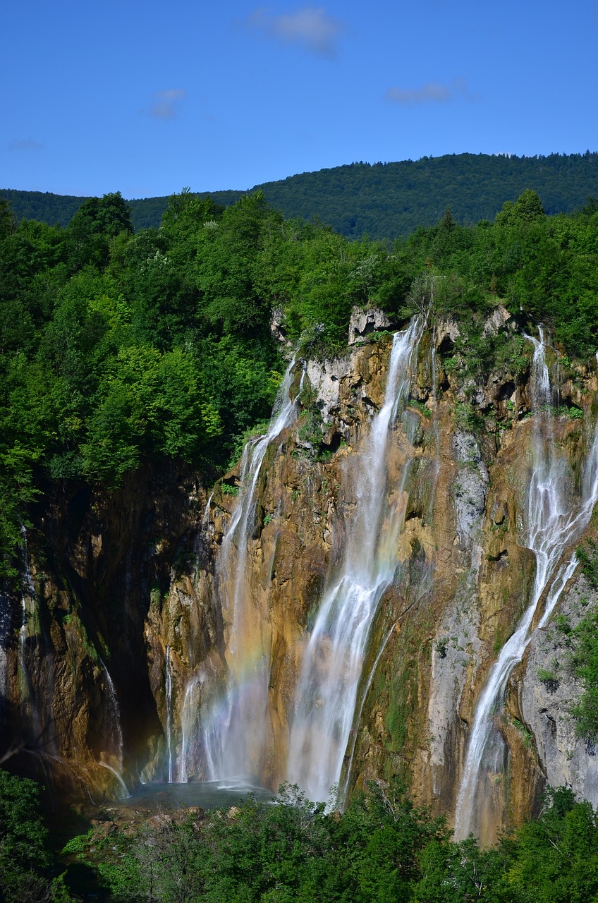 croatia lake mountain free photo