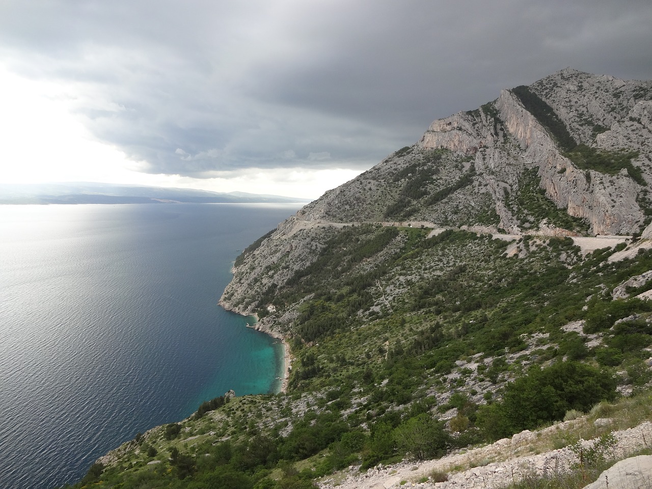 croatia water landscape free photo