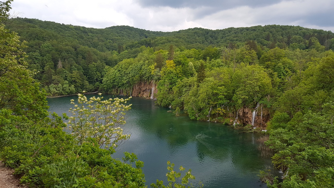 croatia  plitvice  lake free photo