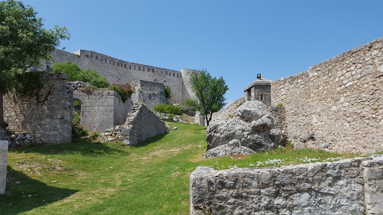 croatia  fortress  castle free photo