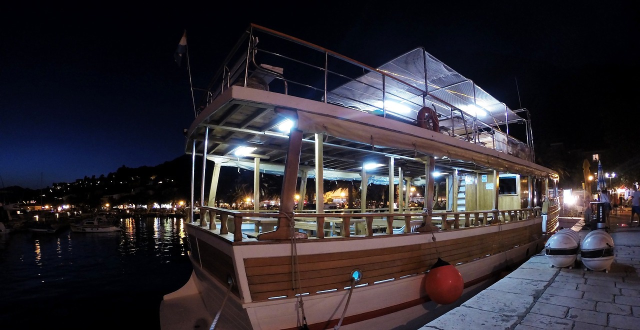 croatia ship night free photo