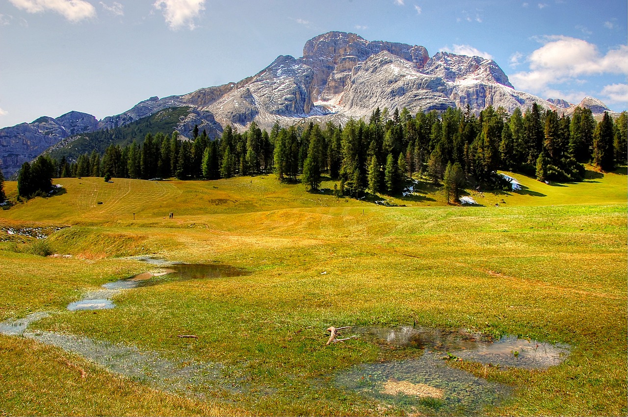 croda rossa  dolomites  alm free photo