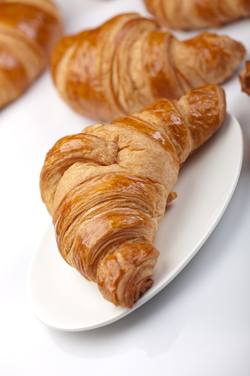 croissant croissants baking free photo