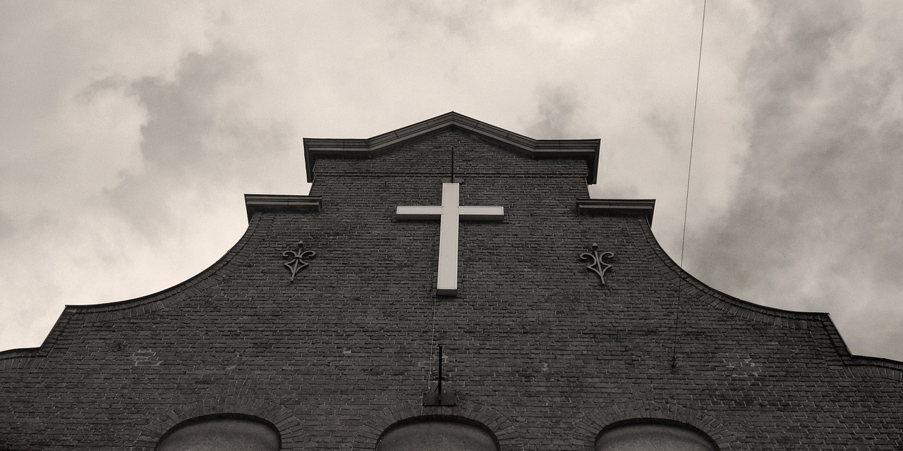 cross church spiritual free photo
