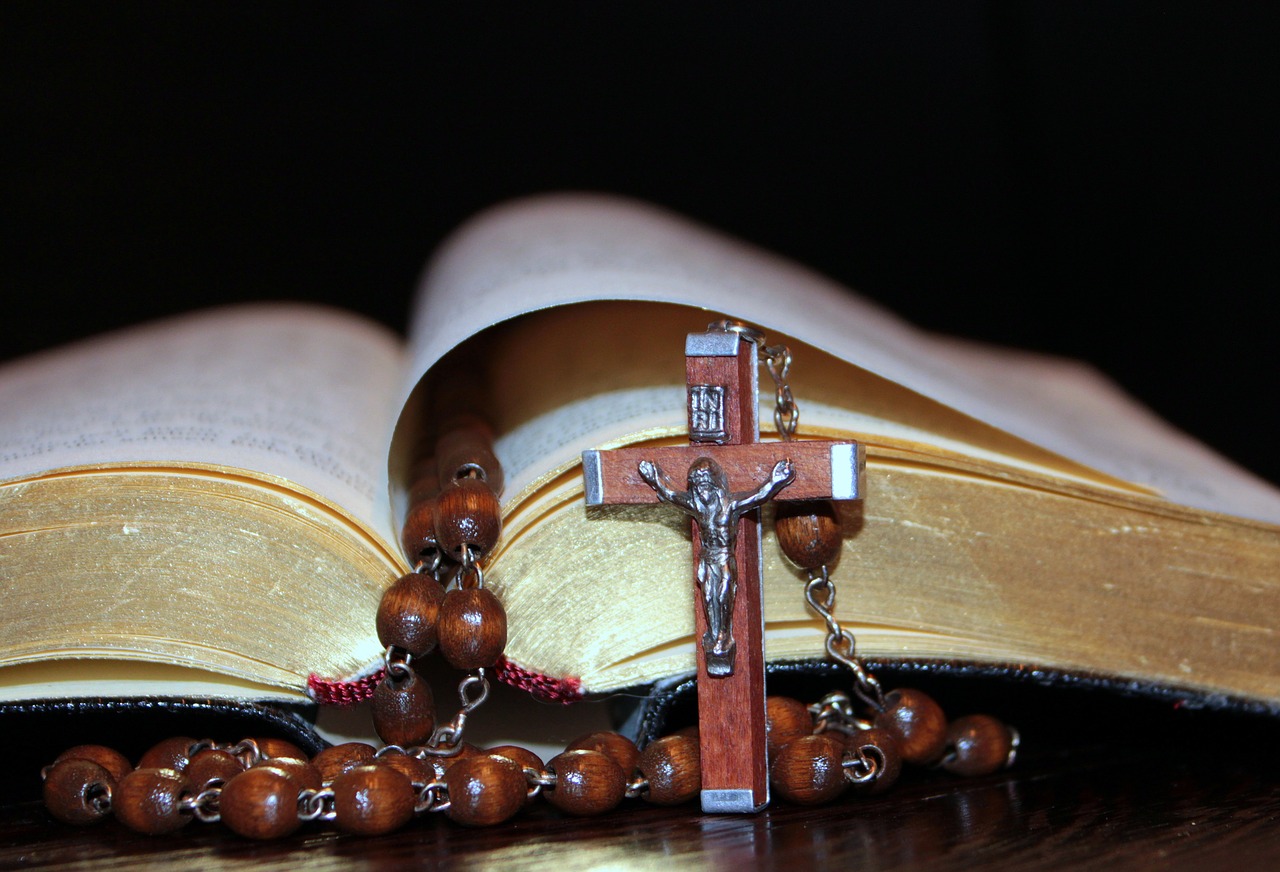 cross rosary prayer book free photo