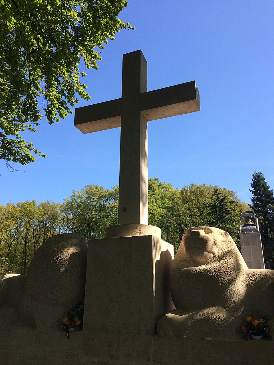 cross commemorate military cemetery free photo