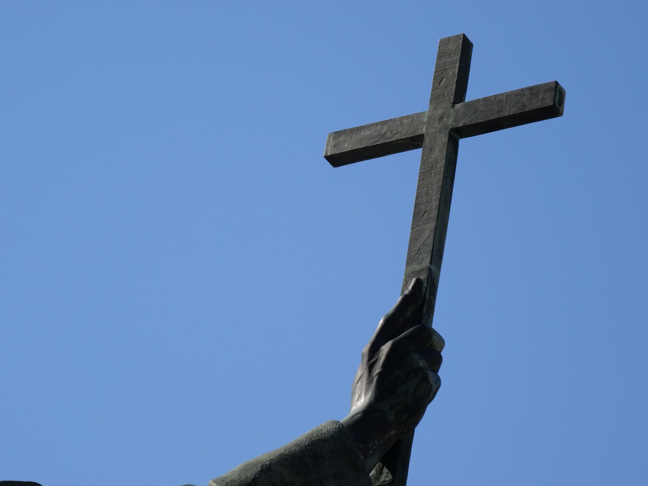 cross catholic religion free photo