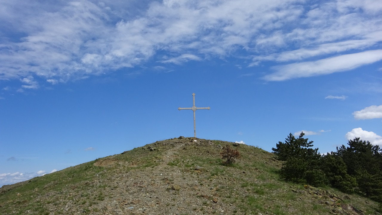 cross mountain summit free photo