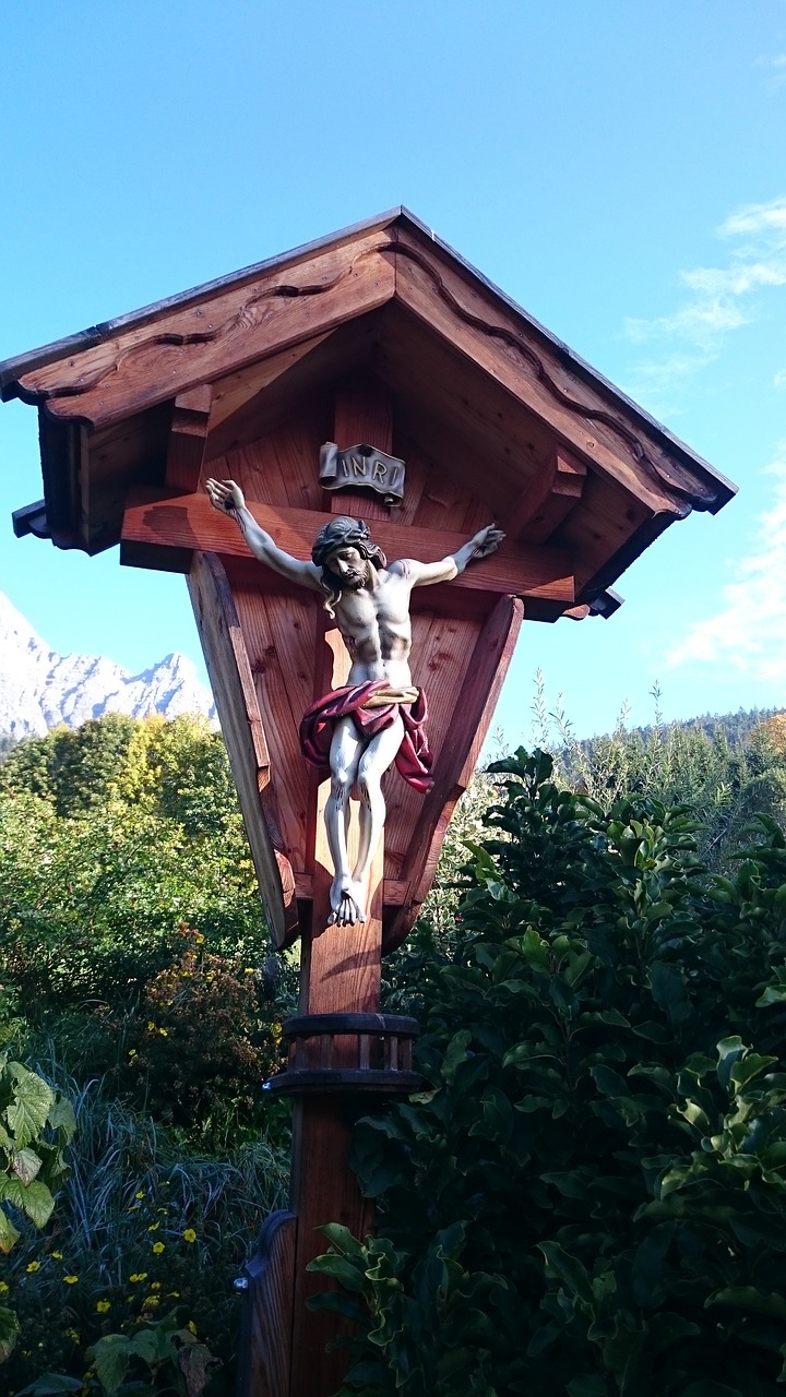 cross crucifix christ free photo