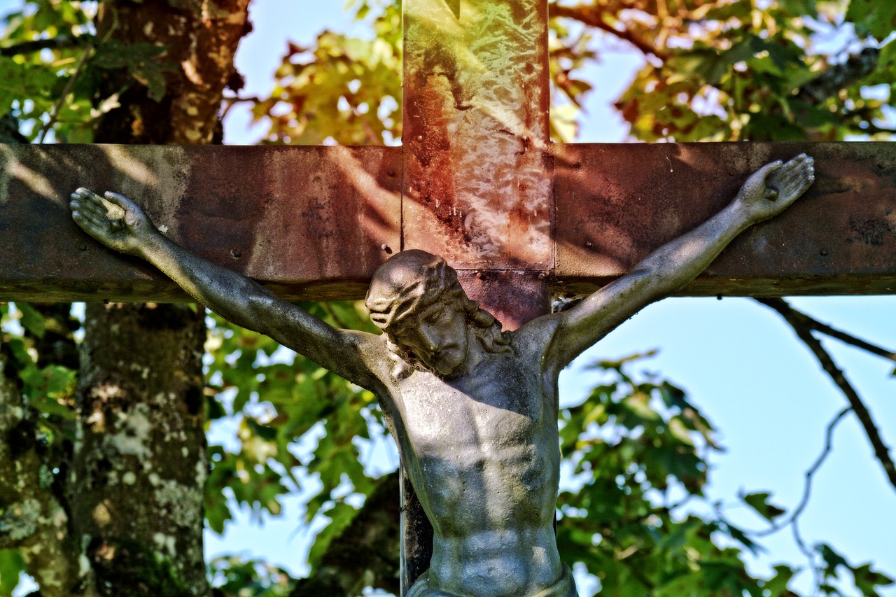 cross jesus symbol free photo